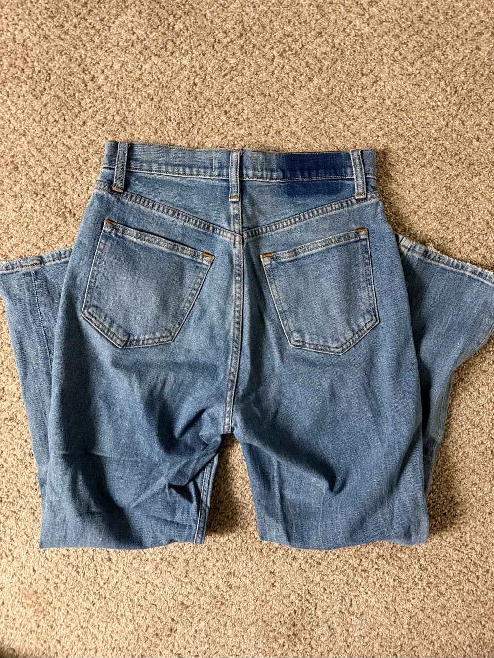 A&F Ankle Straight Ultra High Rise - Picture 3 of 3